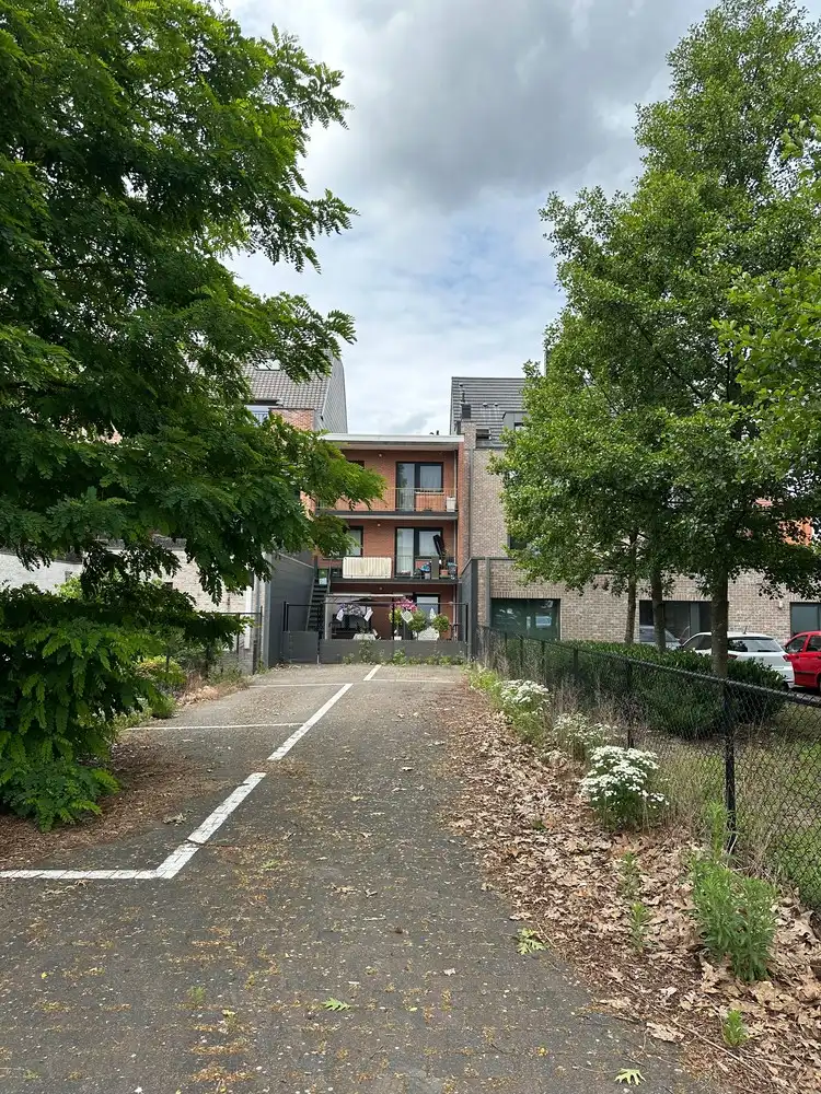 Autostaanplaats te Zoersel foto 2