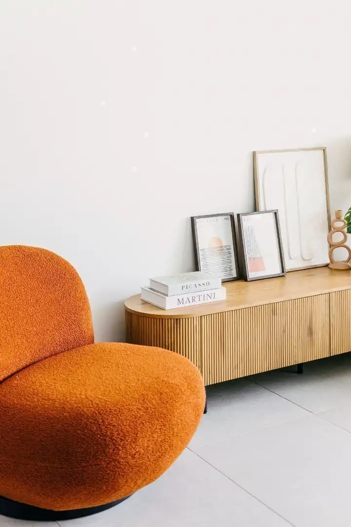 Wil je ook heerlijk wonen in het mooie, landelijke Tiegem ?  foto {{pictureIndex}}