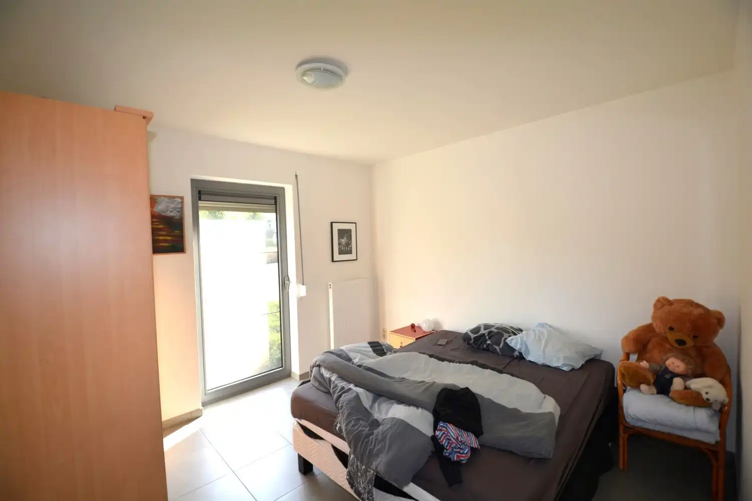 GELIJKVLOERS APP. MET 2 SLK, PARKING EN RUIM TERRAS! foto 8