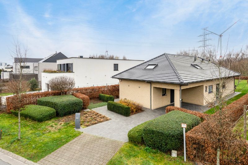 Exclusieve villa in gegeerde woonwijk De Lange Velden – Wondelgem! foto {{pictureIndex}}