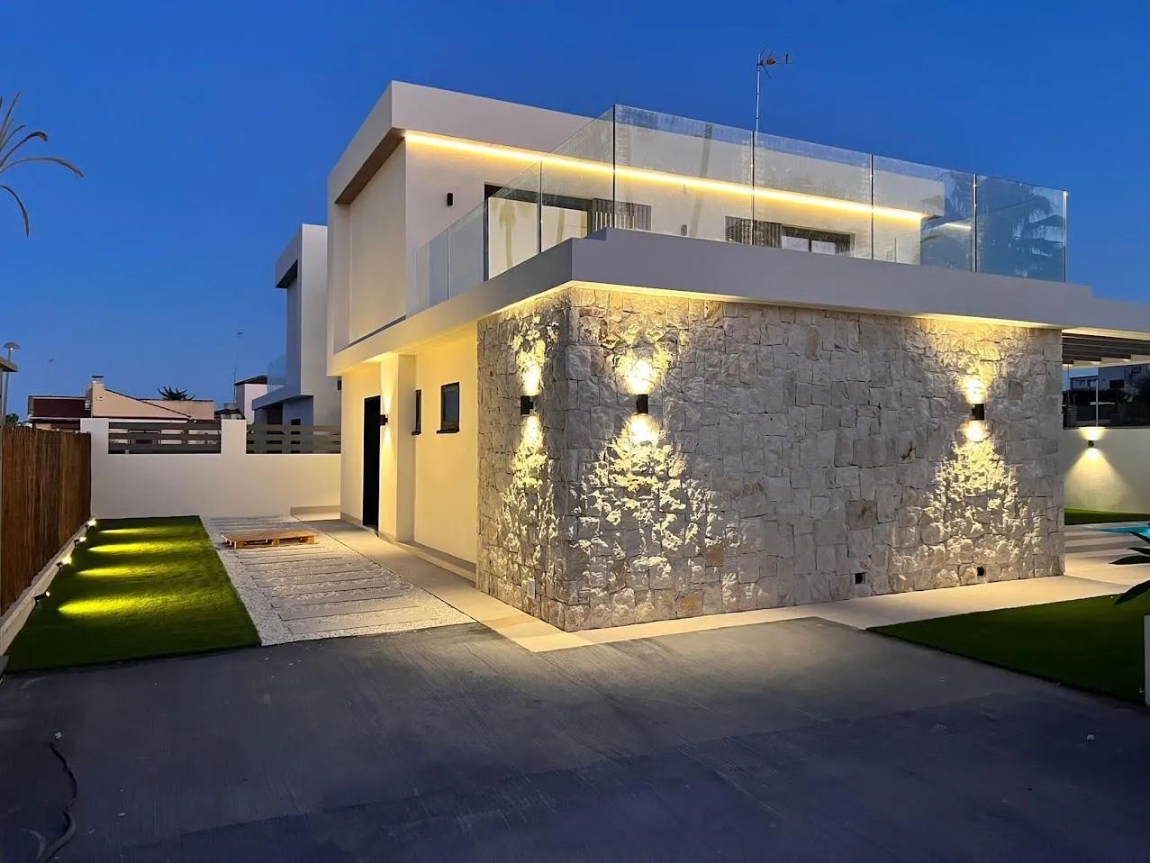 Exclusief wonen onder de zon: moderne villa’s met privézwembad in hartje Lomas de Cabo Roig foto 25