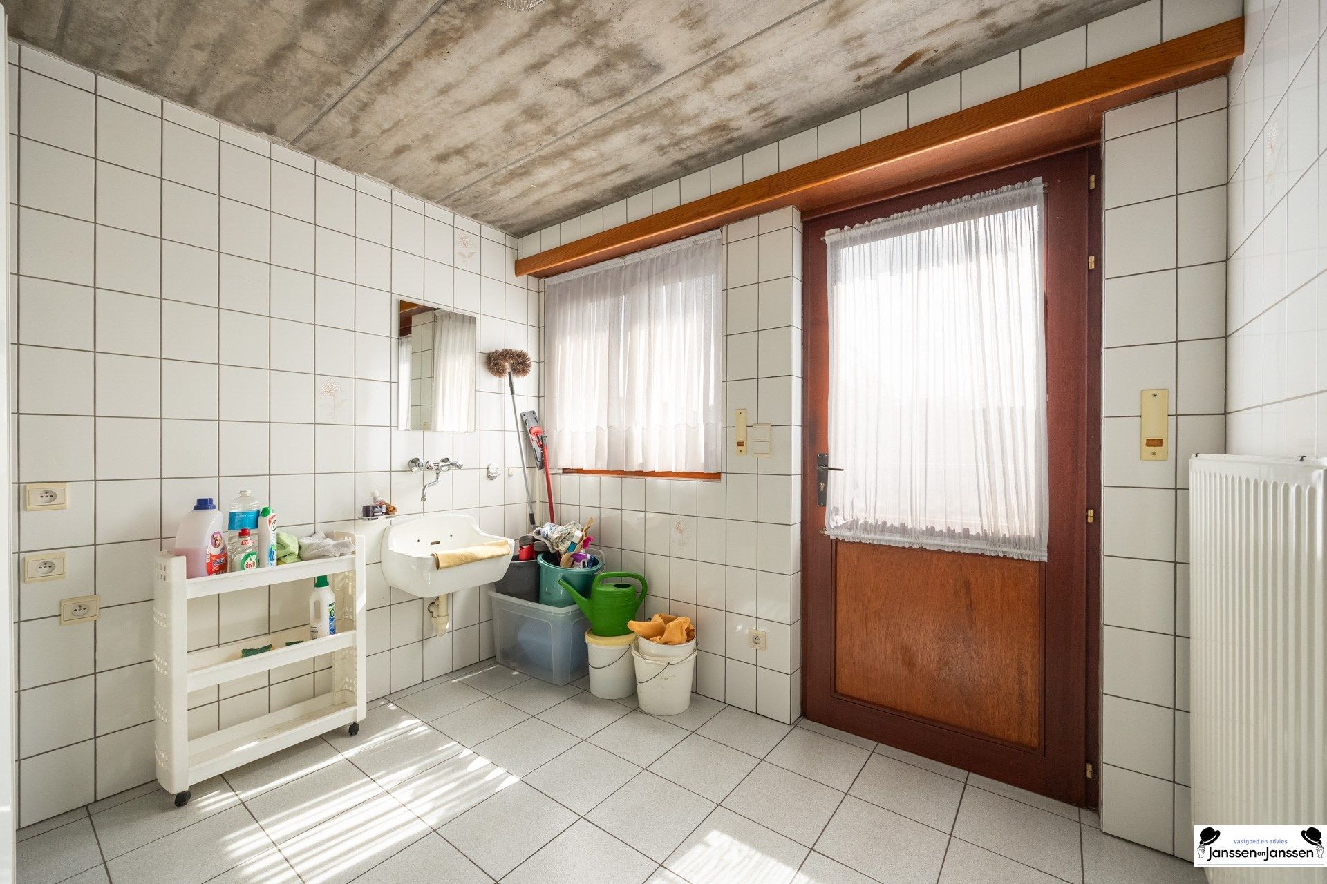 Ruime gezinswoning met 3à4 slaapkamers, kelder op een centrale locatie! foto 15
