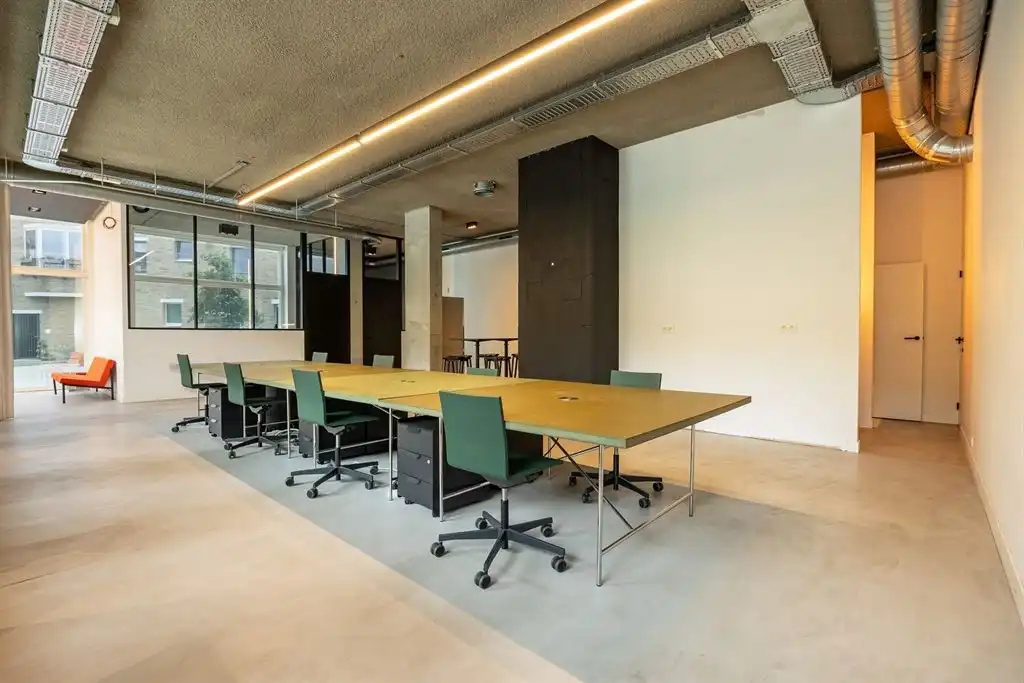 Architecturale polyvalente ruimte in het Groen Kwartier foto 5