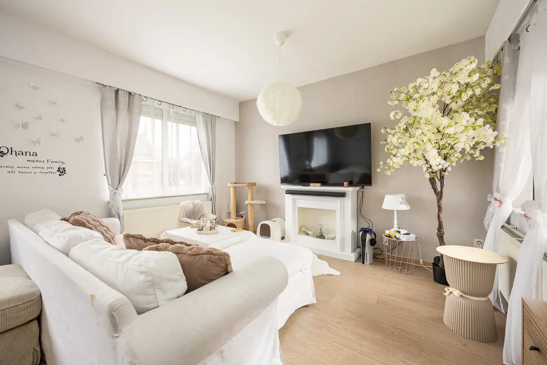 Gelijkvloers appartement te koop in Rijkevorsel foto {{pictureIndex}}