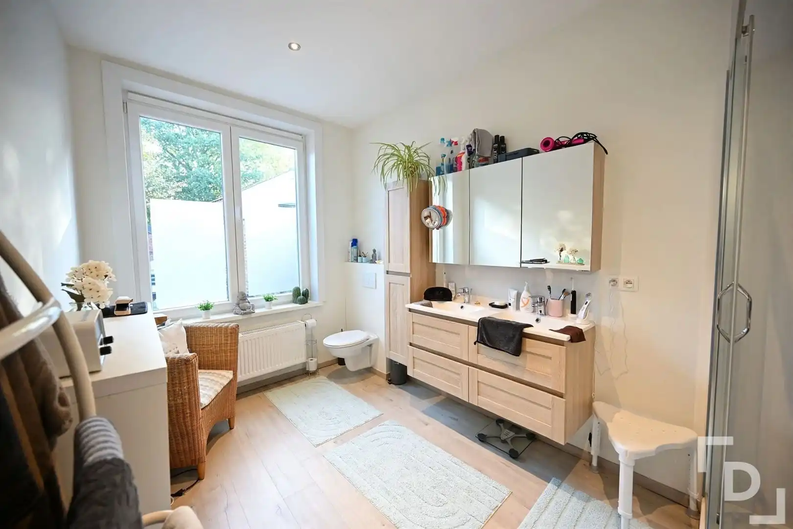 Statige woning in het hart van Ieper foto 17