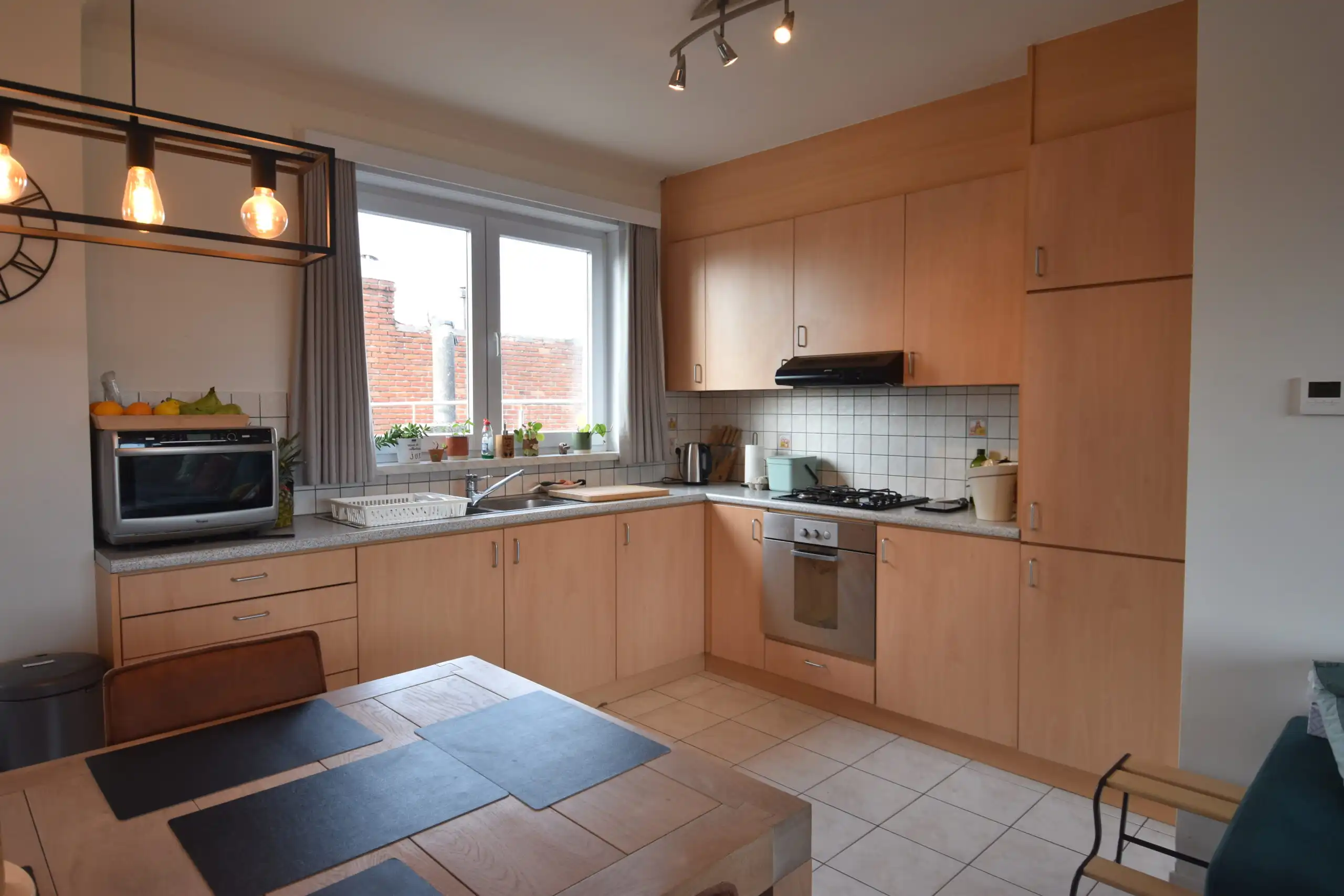 Gezellige woning met terras nabij het centrum van Nieuwkerken-Waas foto 10