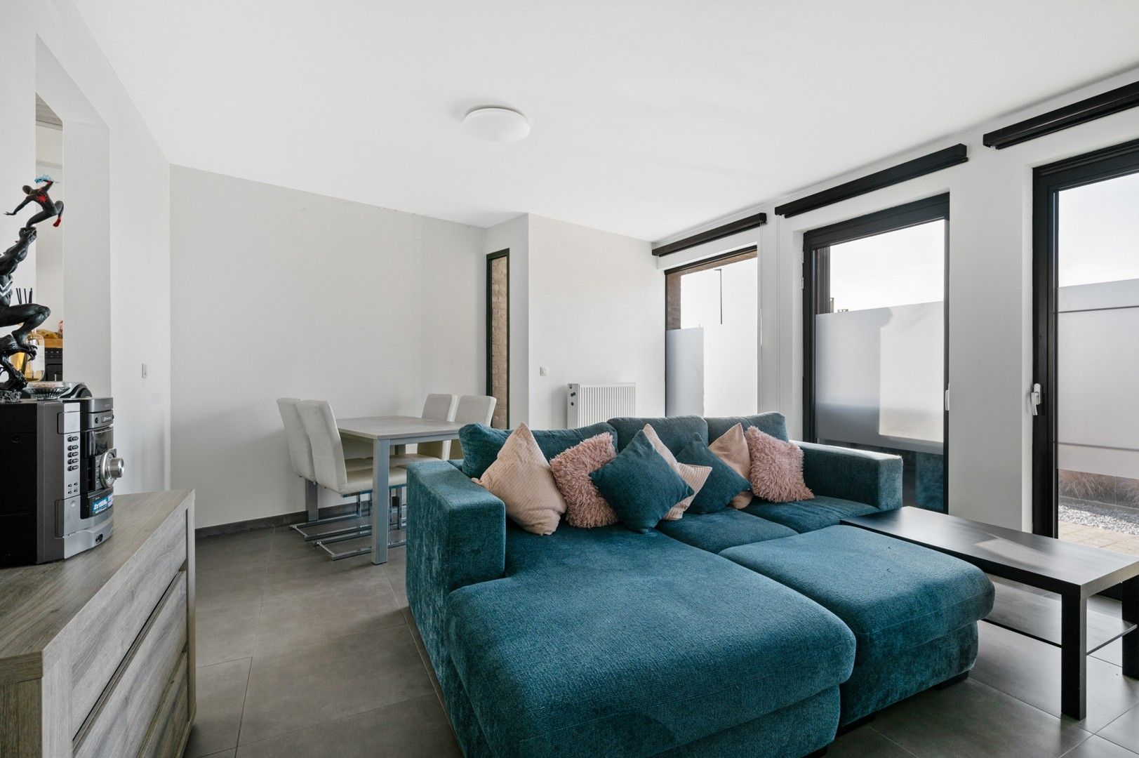 Centraal gelegen gelijkvloers appartement met terras en ondergrondse staanplaats in Herselt foto 10