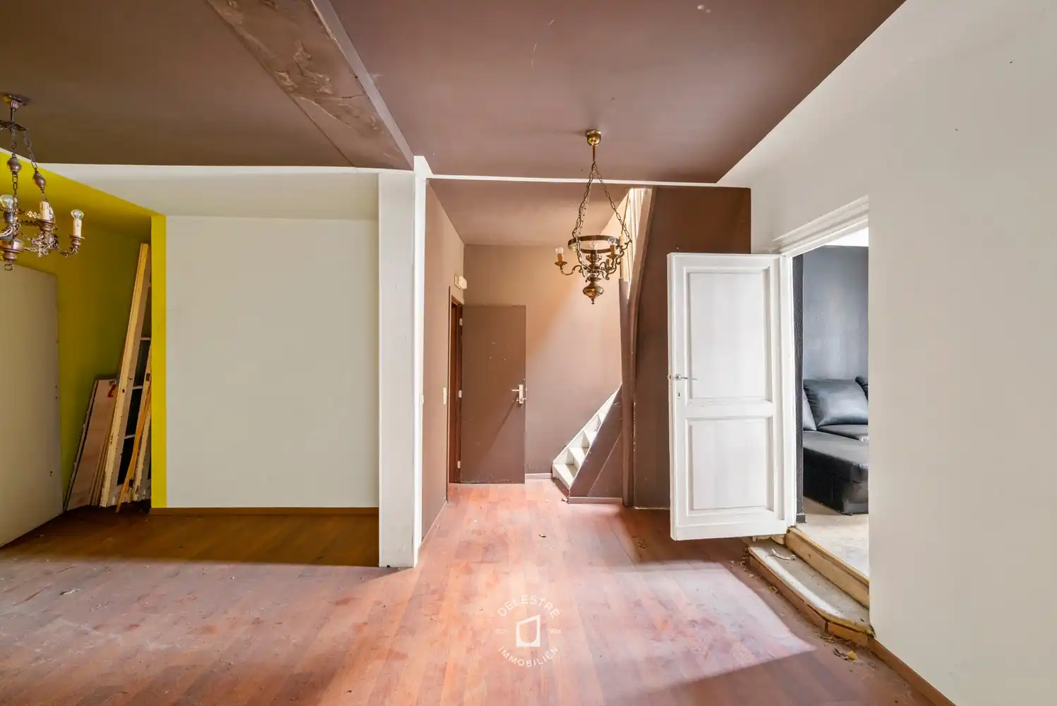 Handelshuis 'DE GENIEPEGEN DRAUK' met tal van mogelijkheden in hartje Aalst foto 12