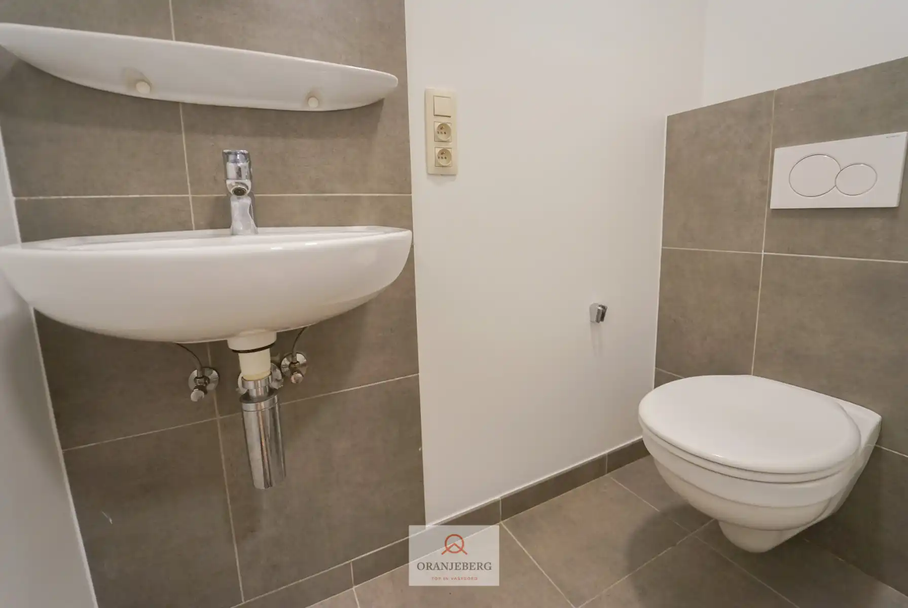 Instapklaar gerenoveerd gelijkvloers appartement met tuin foto 10