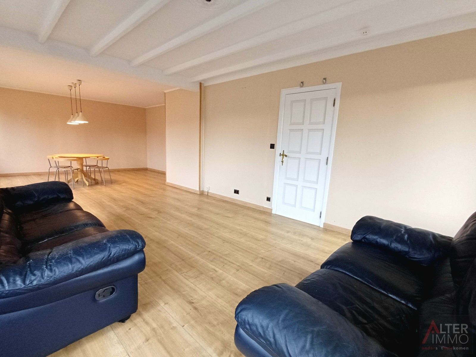 Instapklare woning, 3/4 slpks, ruime zolder en royale garage! foto 6