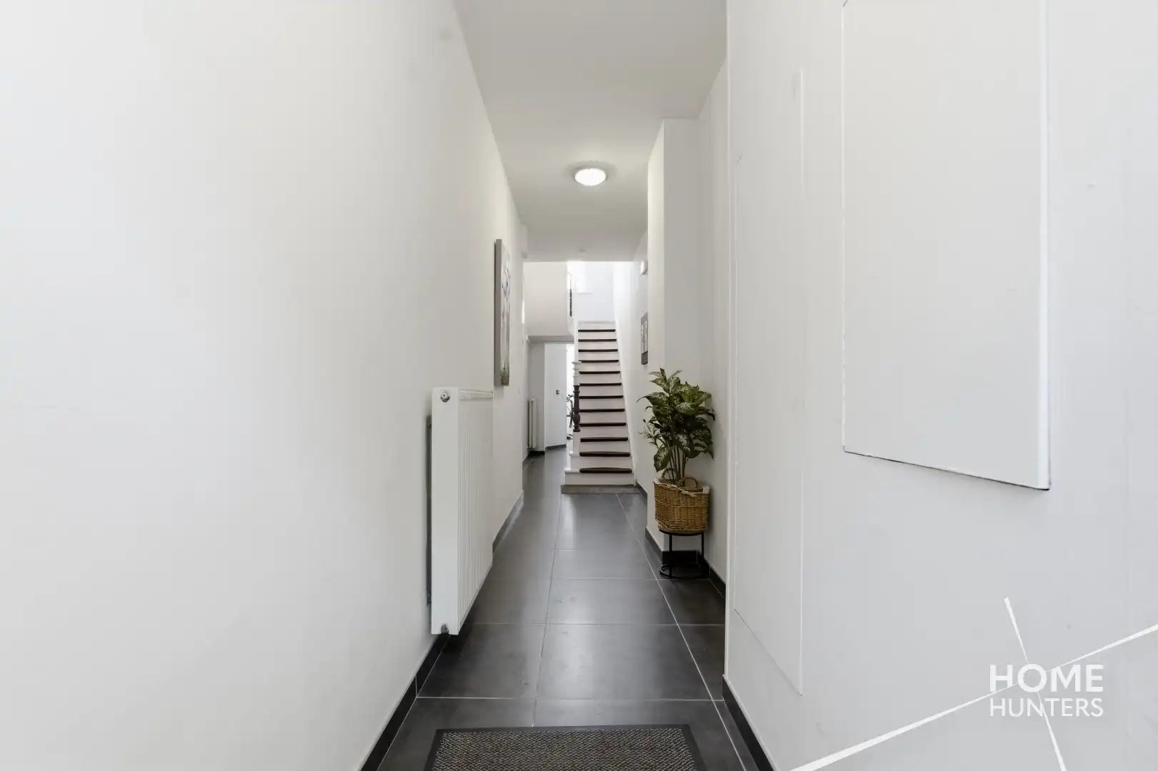 Uniek investeringspand met 3 appartementen, pal in het centrum van Ieper foto 3