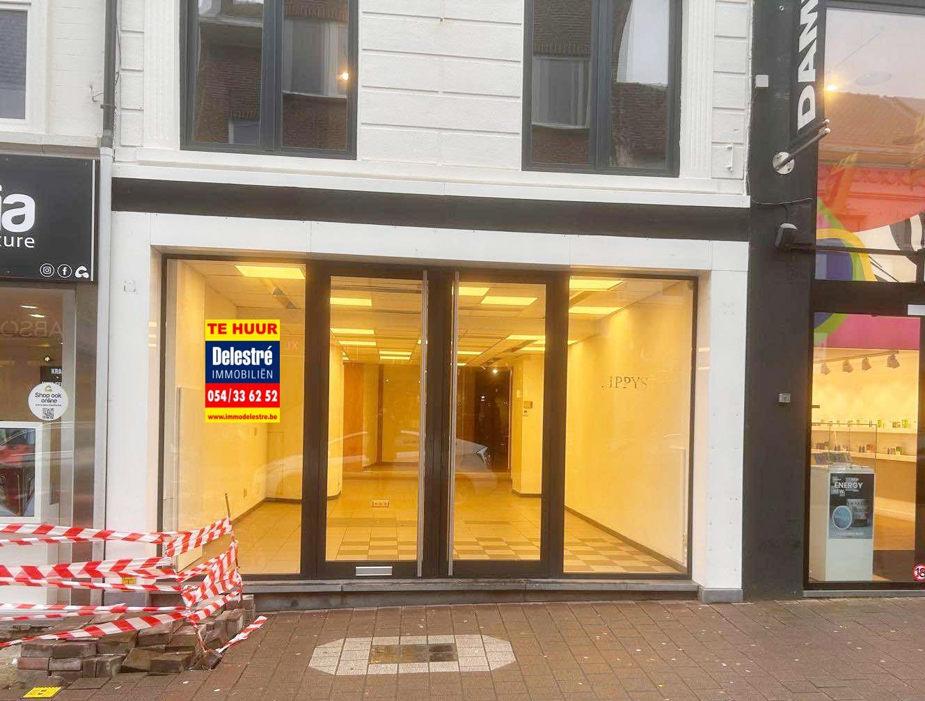 GERENOVEERD COMMERCIEEL PAND OUDENAARDSESTRAAT foto 2