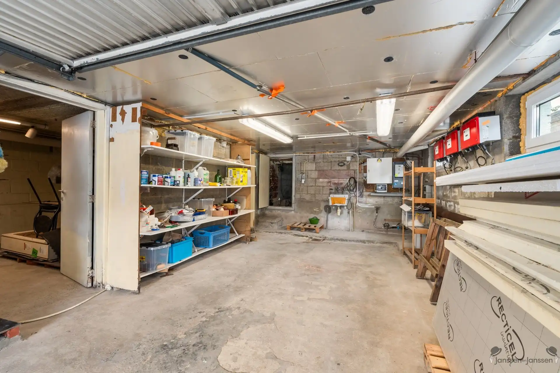 RUIME EN ENERGIEZUINIGE WONING MET 6 SLAAPKAMERS, KANGOEROE WONEN OF VRIJ BEROEP MOGELIJKHEDEN OP TOPLOCATIE TE ZONHOVEN foto 23