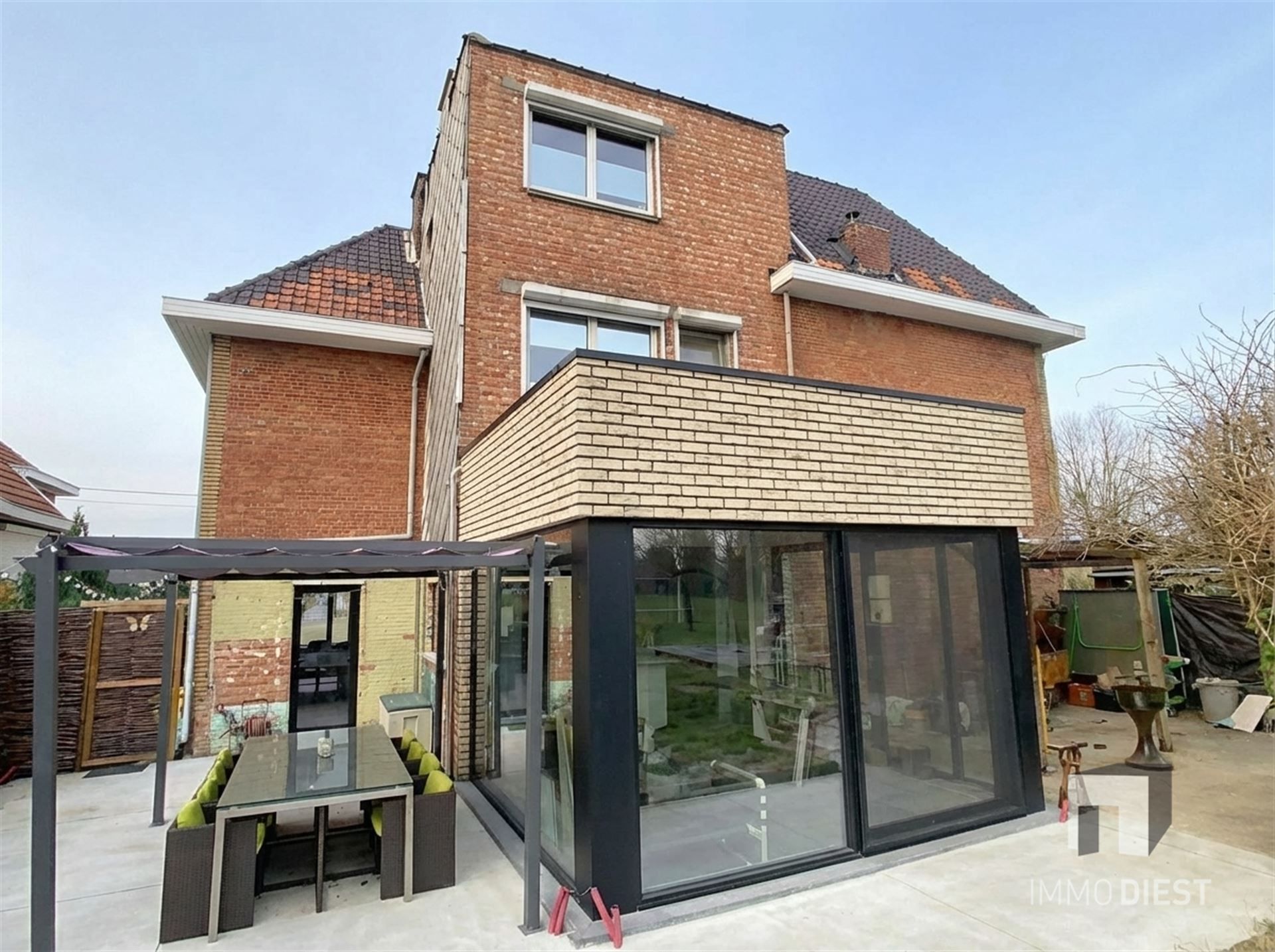 Karaktervolle gezinswoning met art-decogevel op royaal perceel in Scherpenheuvel. foto 20