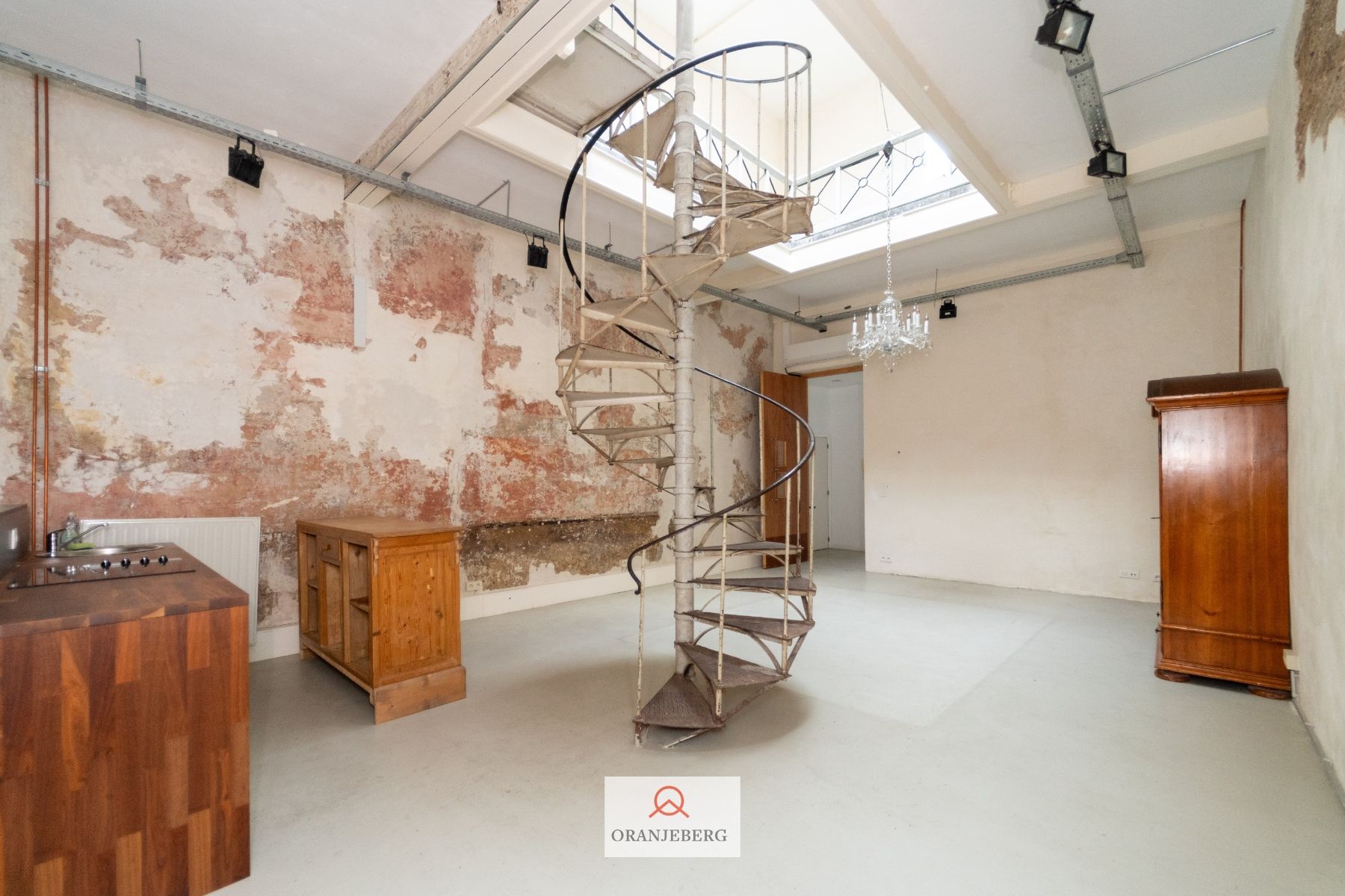 Polyvalente atelierruimte-magazijn-loods foto 31