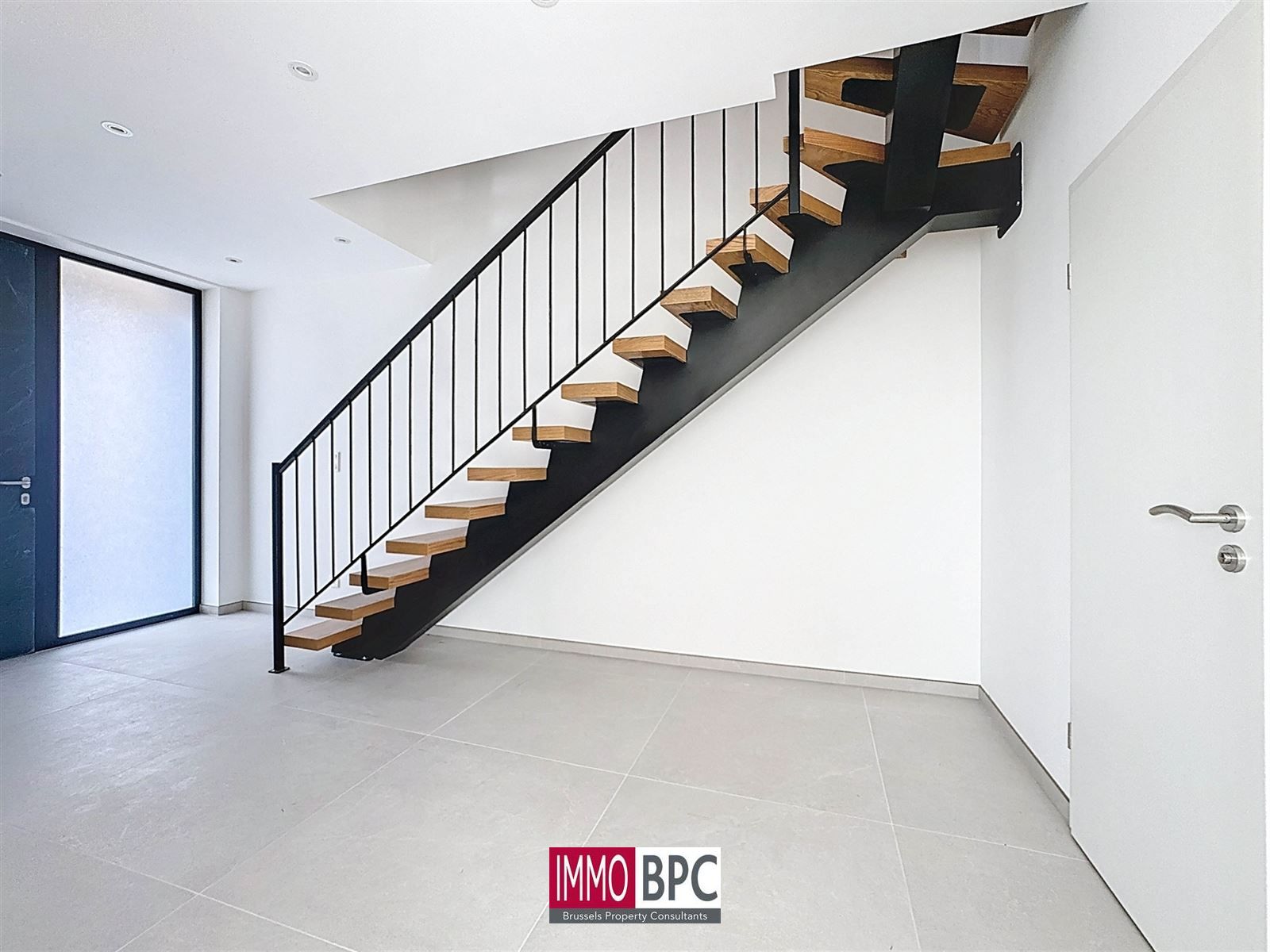 Prachtige nieuwbouwwoning in Wemmel – driegevel met zonnige tuin, hoogwaardige afwerking en extra’s! foto 15