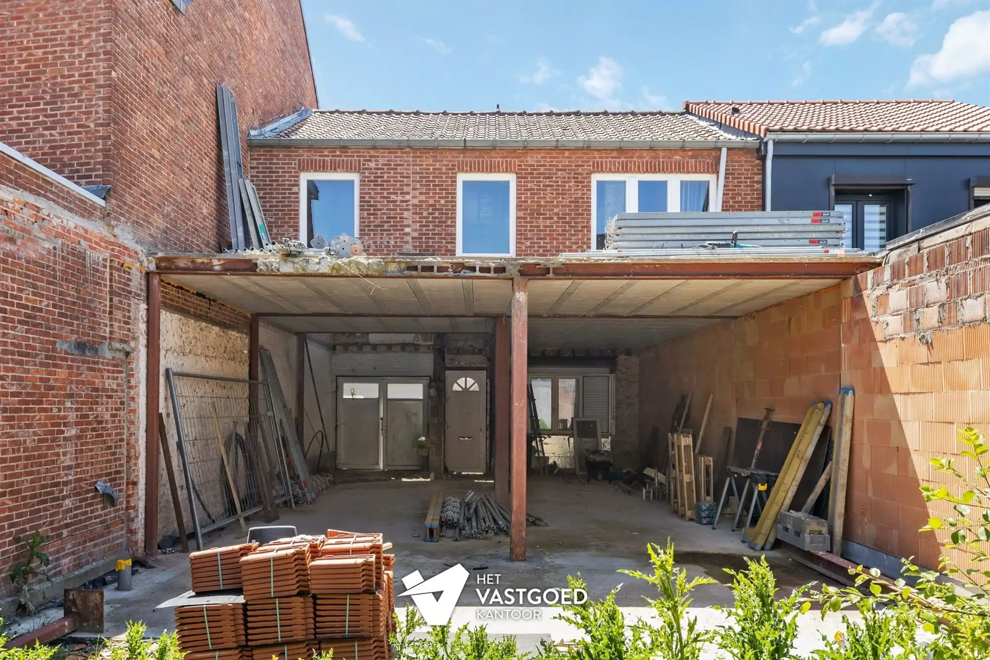 ZEER INTERESSANT INVESTERINGSPROJECT VAN EEN REEDS GESTRIPTE WONING TE HASSELT CENTRUM foto 17