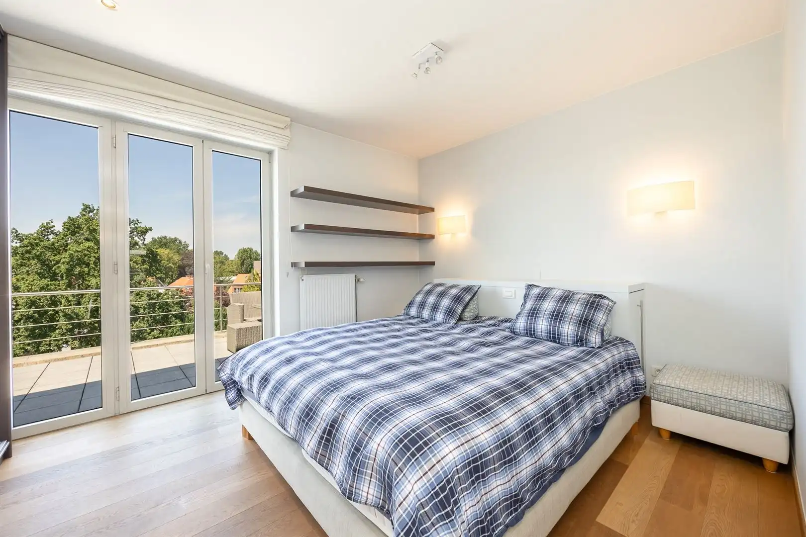 Gemeubelde penthouse in hartje Brasschaat foto 10