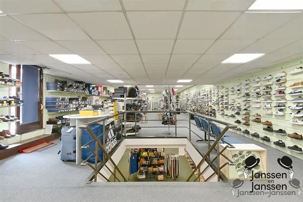 Polyvalente handelsruimte in centrum Hamme foto 15