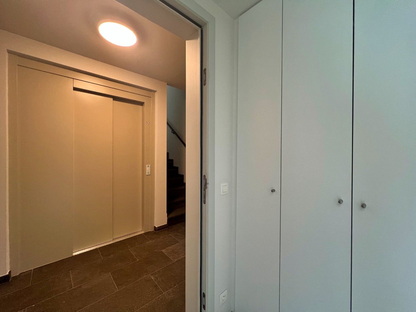 Instapklaar nieuwbouwappartement te huur in hartje Lievegem – E-peil 25 foto 16