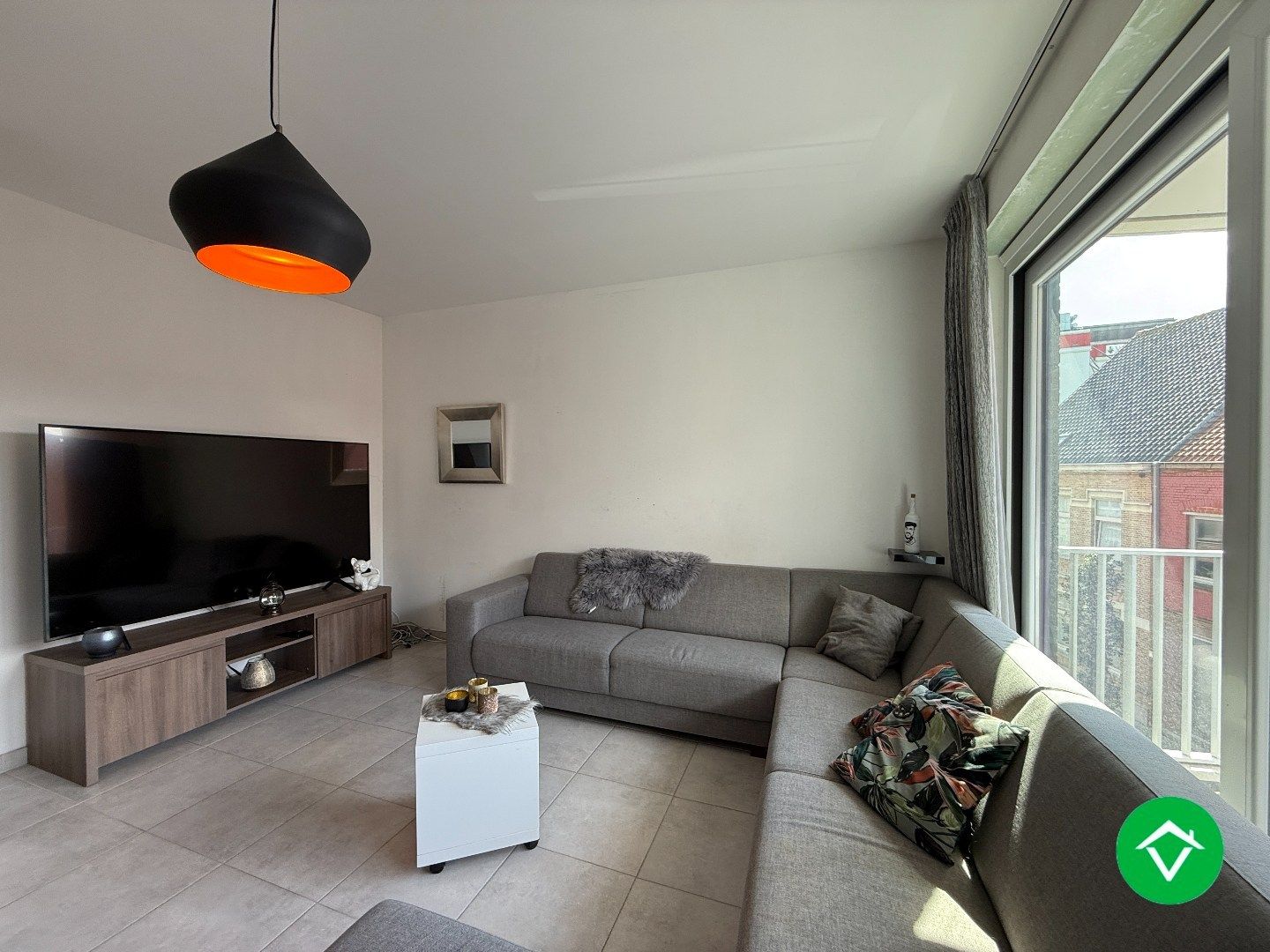 Appartement met twee slaapkamers, garage en twee terrassen te Roeselare foto 6