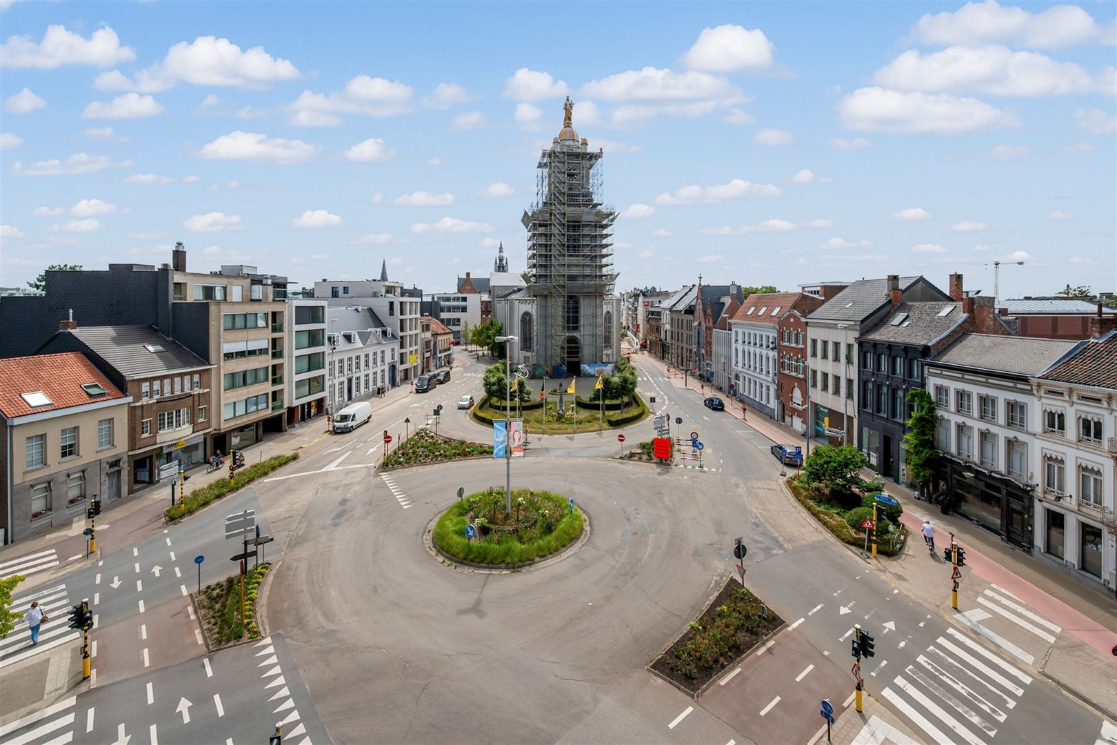 Ruimte, licht en uitzicht in het hart van Sint-Niklaas foto 2