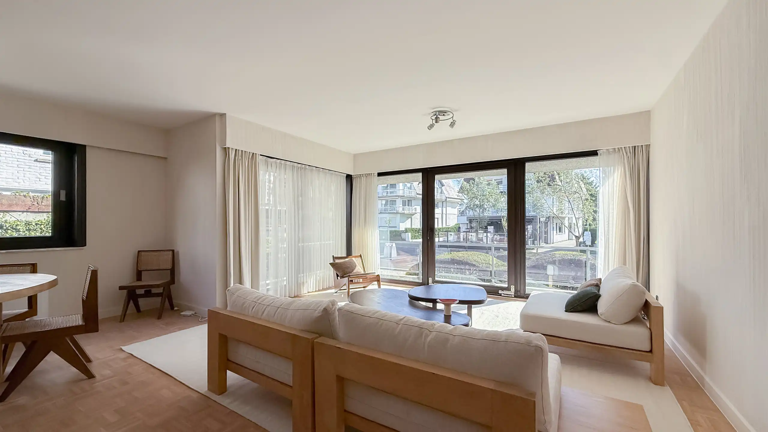 Hoekappartement met mooi terras, nabij het Albertplein... foto 7