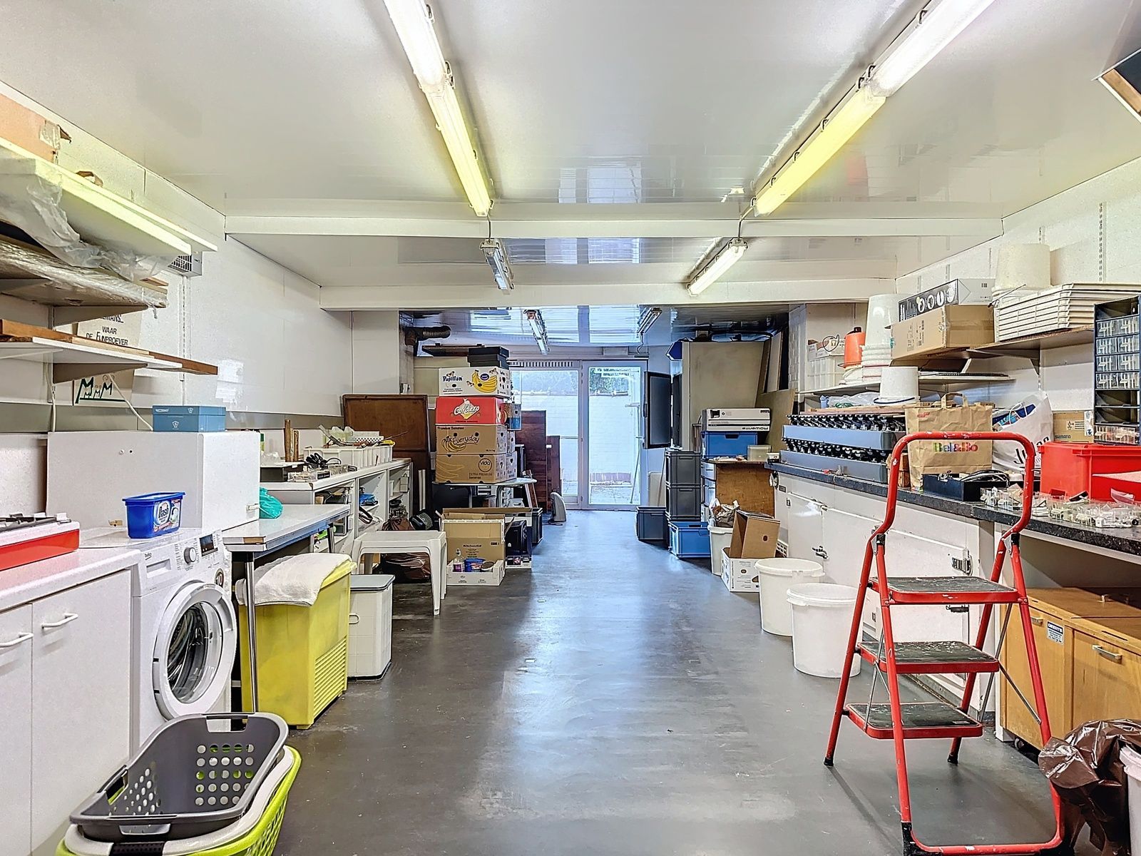 Voormalige bakkerij met woonst in centrum foto 42