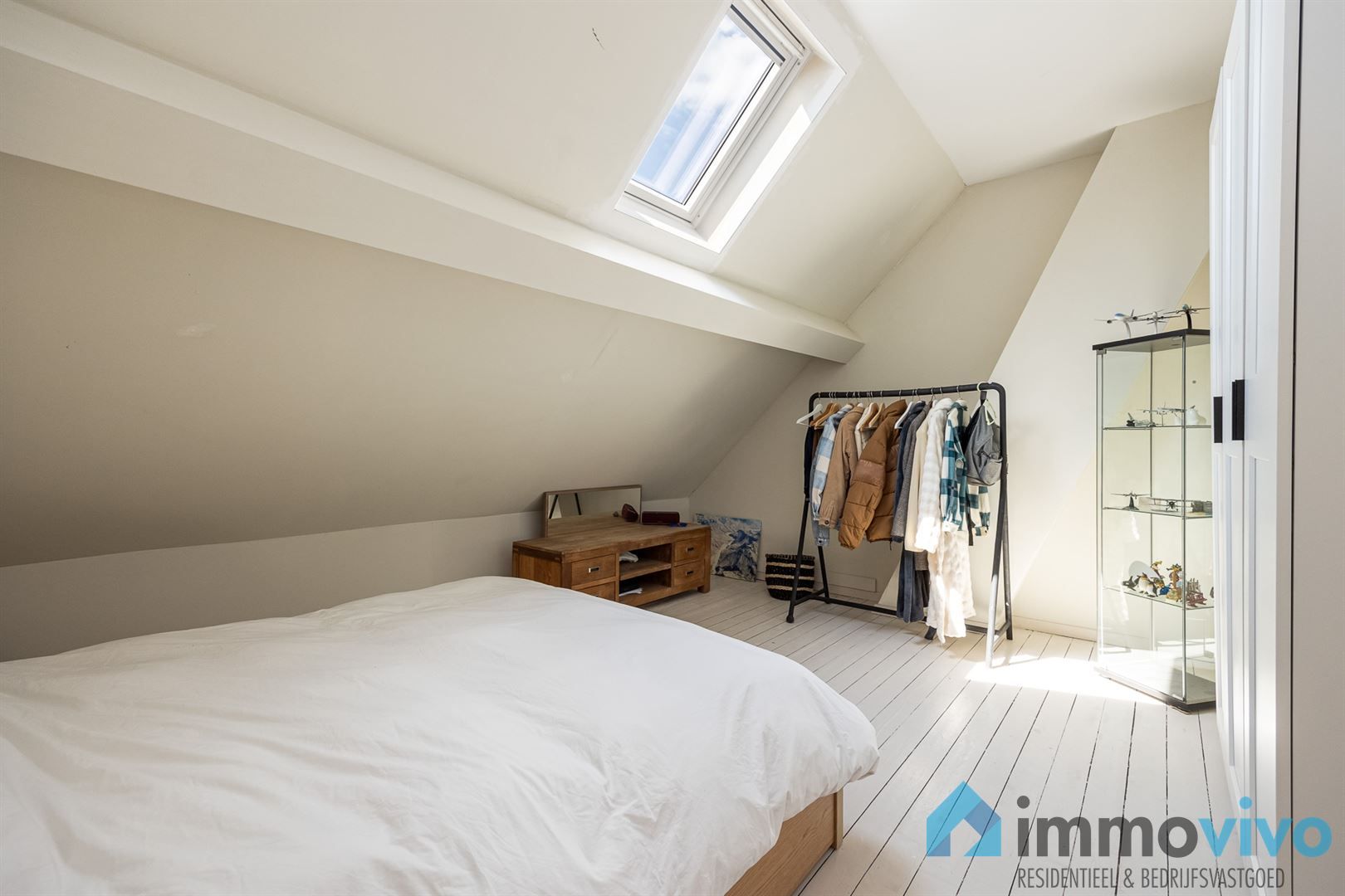 Gerenoveerd duplexappartement met 3/4 slaapkamers. foto 9