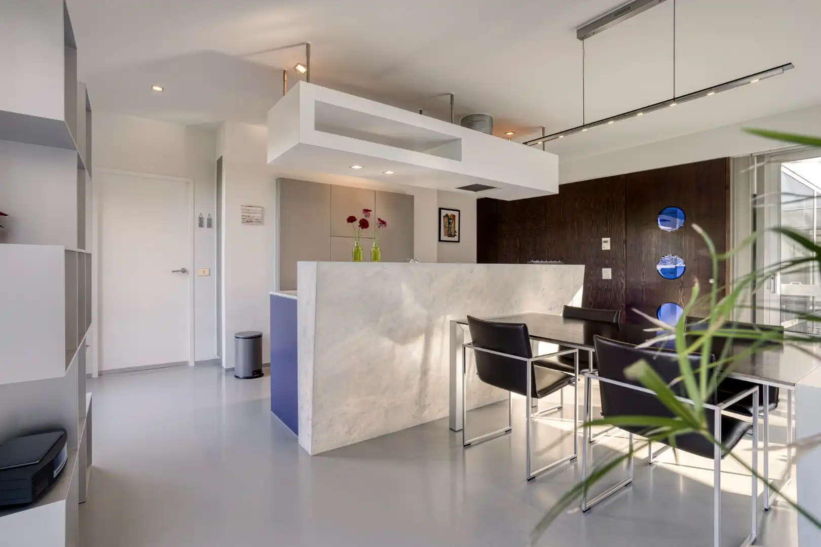 Gelijkvloerse architectenwoning met uitzonderlijke lichtinval op 742 m² foto 11