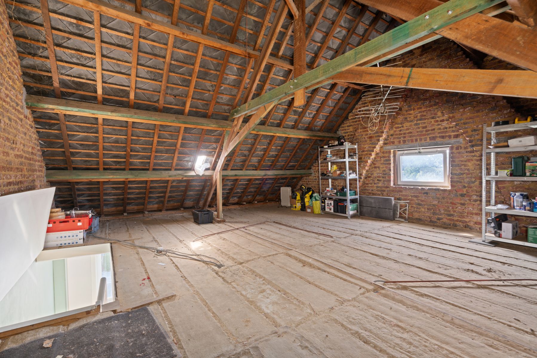 Instapklare halfopen bebouwing  met 3 slaapkamers op 1324 m² foto 11