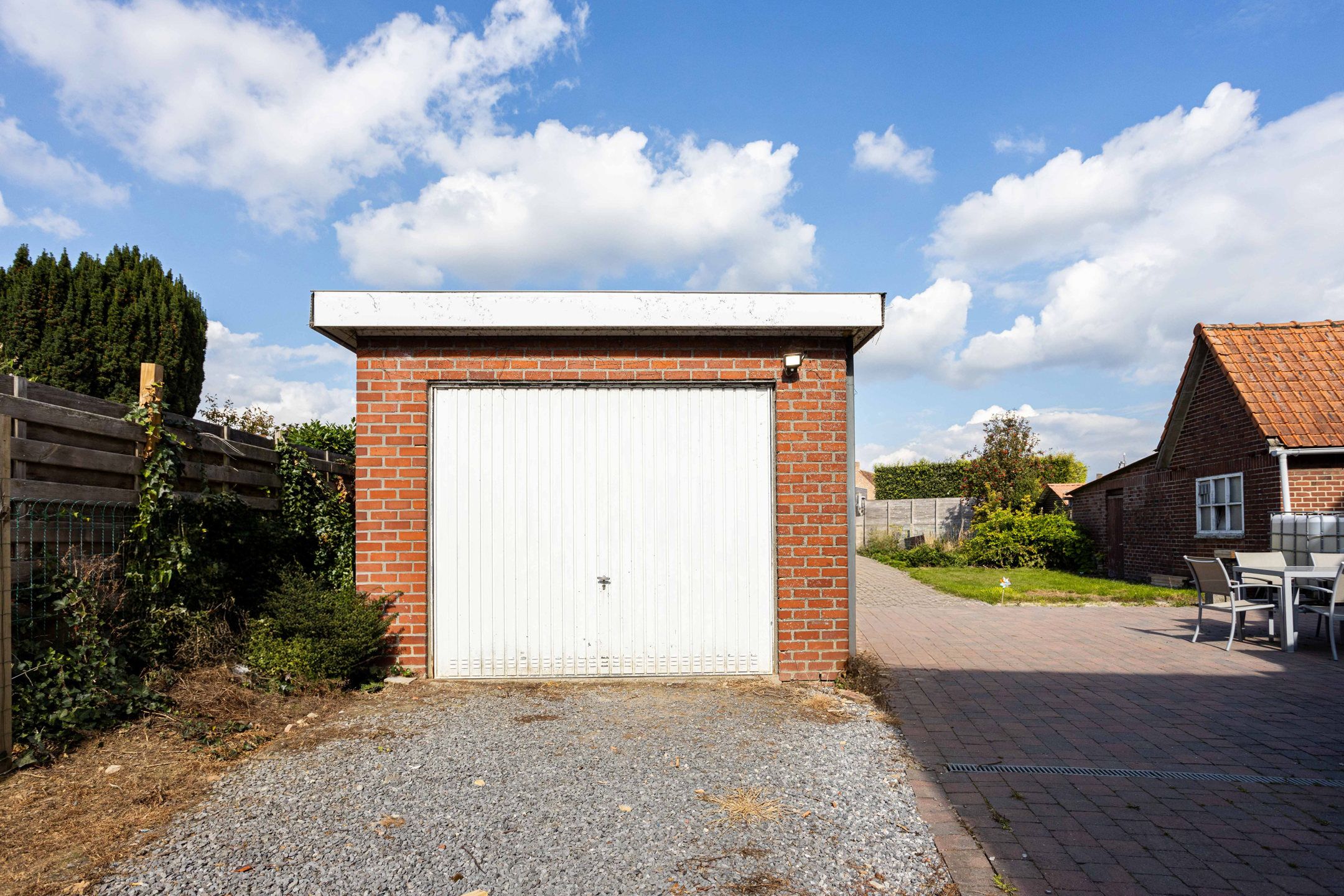 Halfopen woning met 3 slpks, garage en tuin te Oudenaarde foto 16