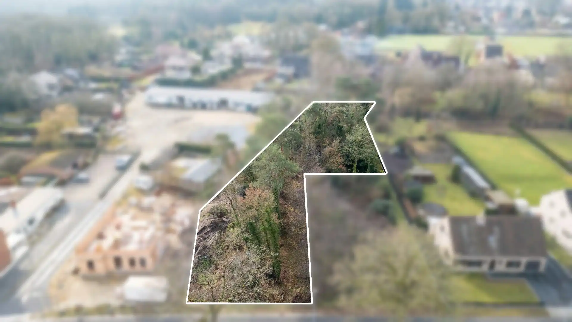 Bouwgrond voor open bebouwing 17a 37ca te As foto {{pictureIndex}}