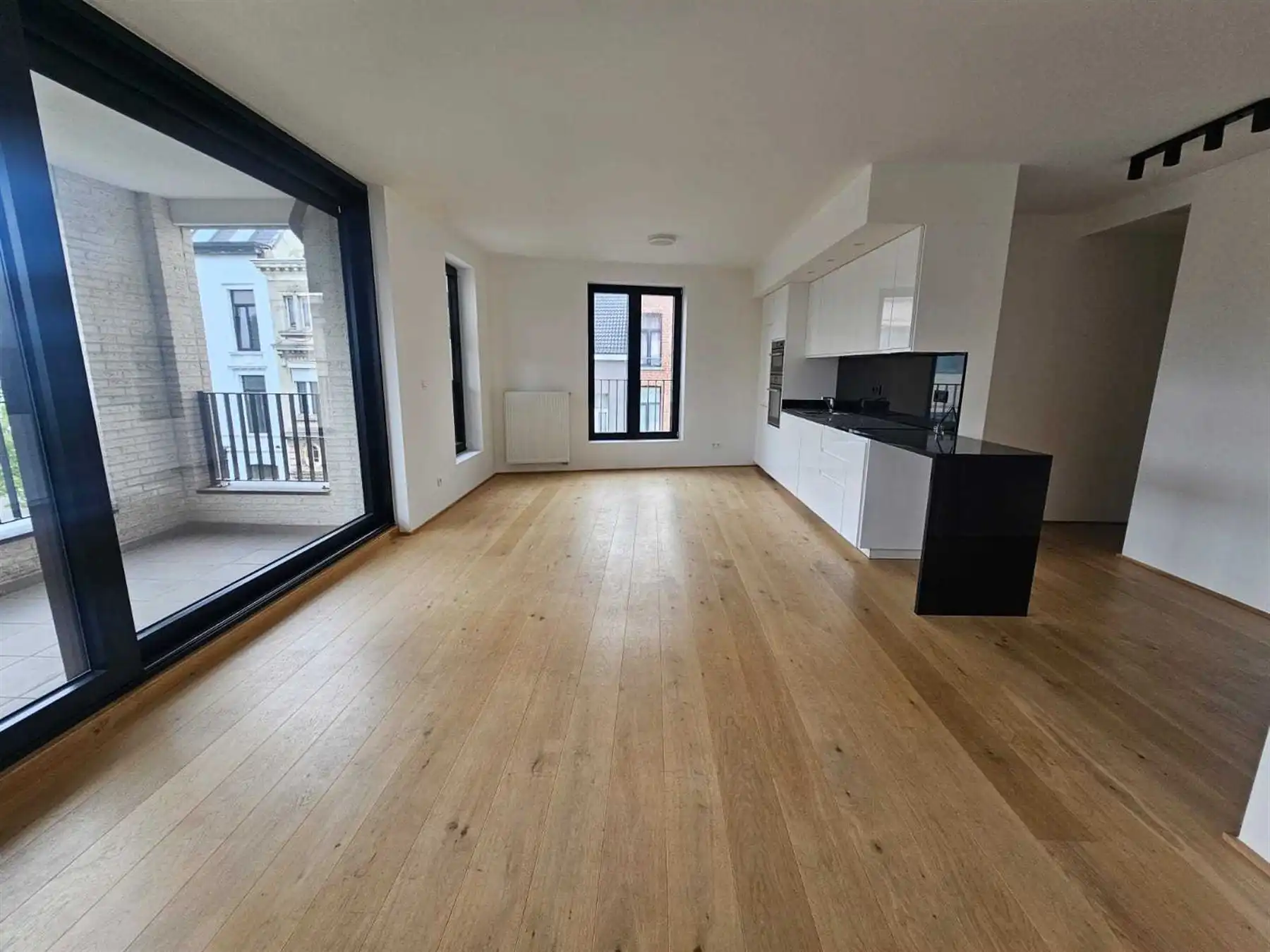 Luxueus nieuwbouwappartement op Zurenborg! foto 4