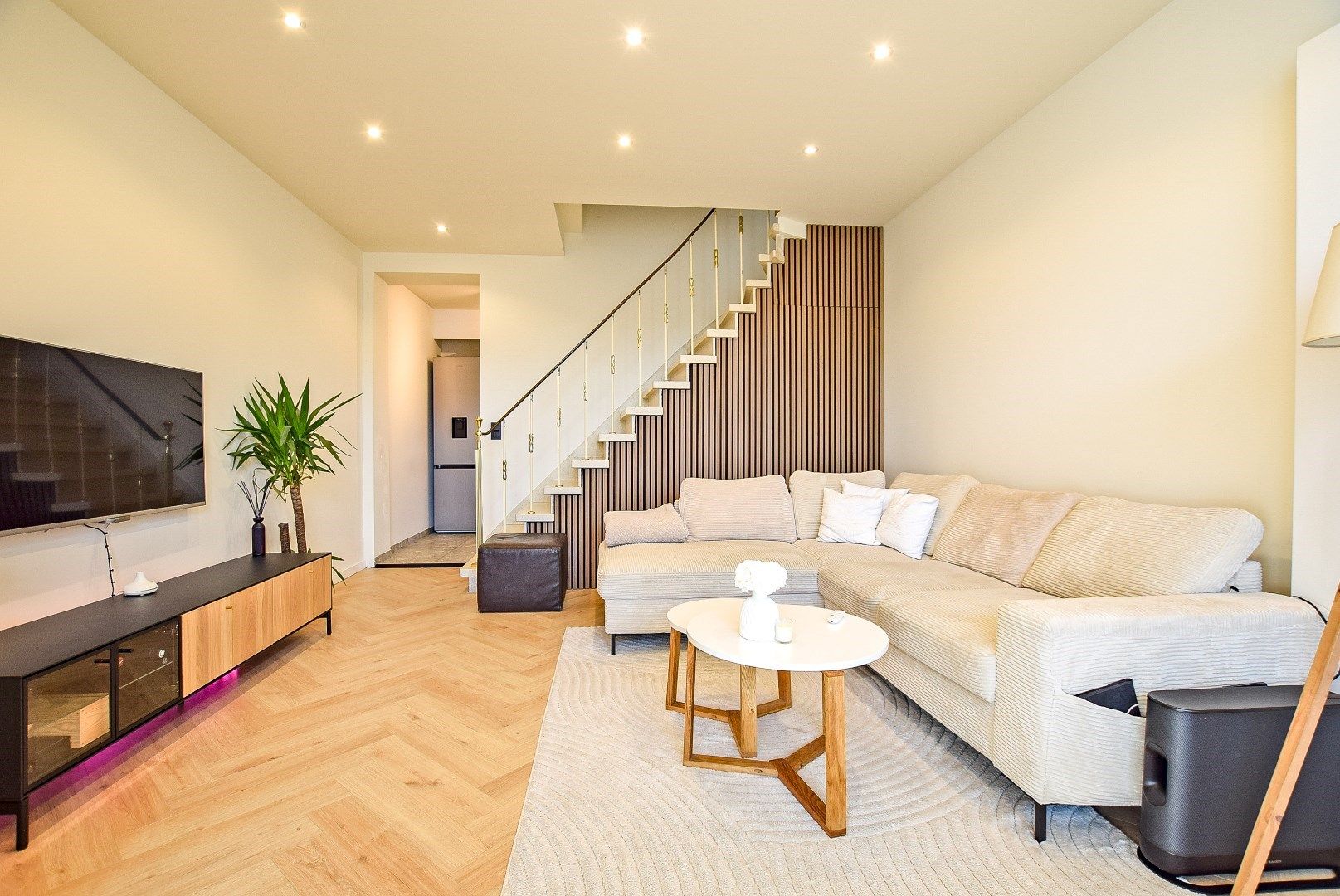 Gerenoveerde energiezuinige woning, centrum Veurne. foto 3