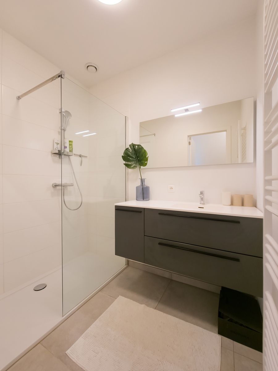 Gezellig 1slpk app. met prachtig terras en zicht op park  foto 17