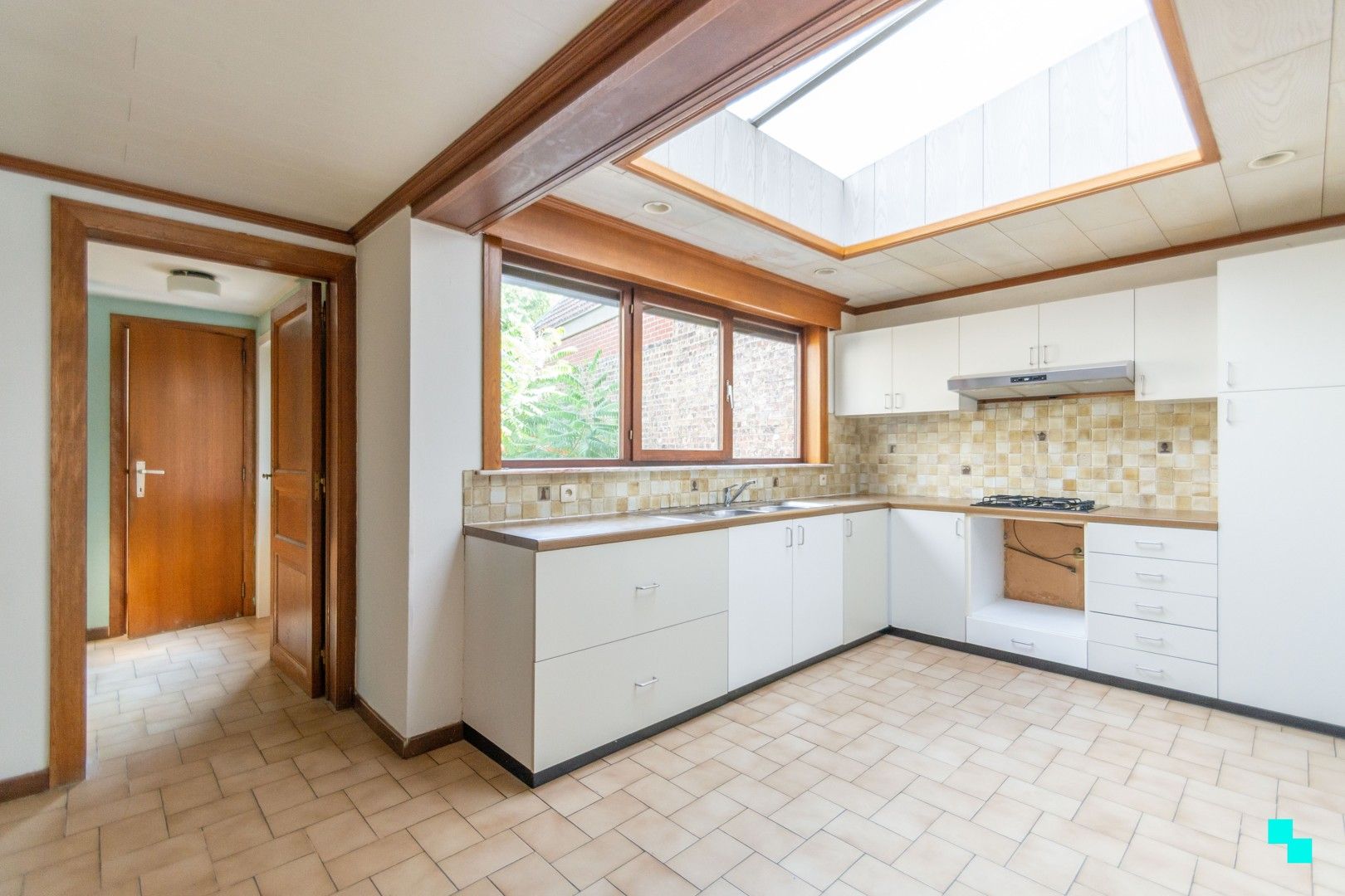 Te renoveren woning nabij station van Merelbeke foto 6
