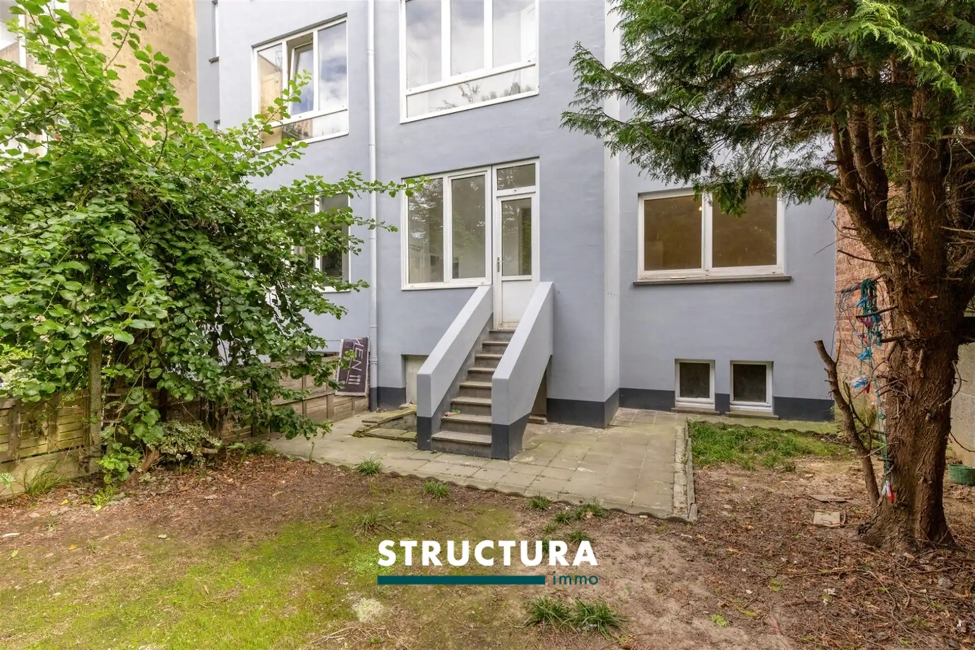 Gerenoveerd appartement met tuin op centrale ligging foto 15