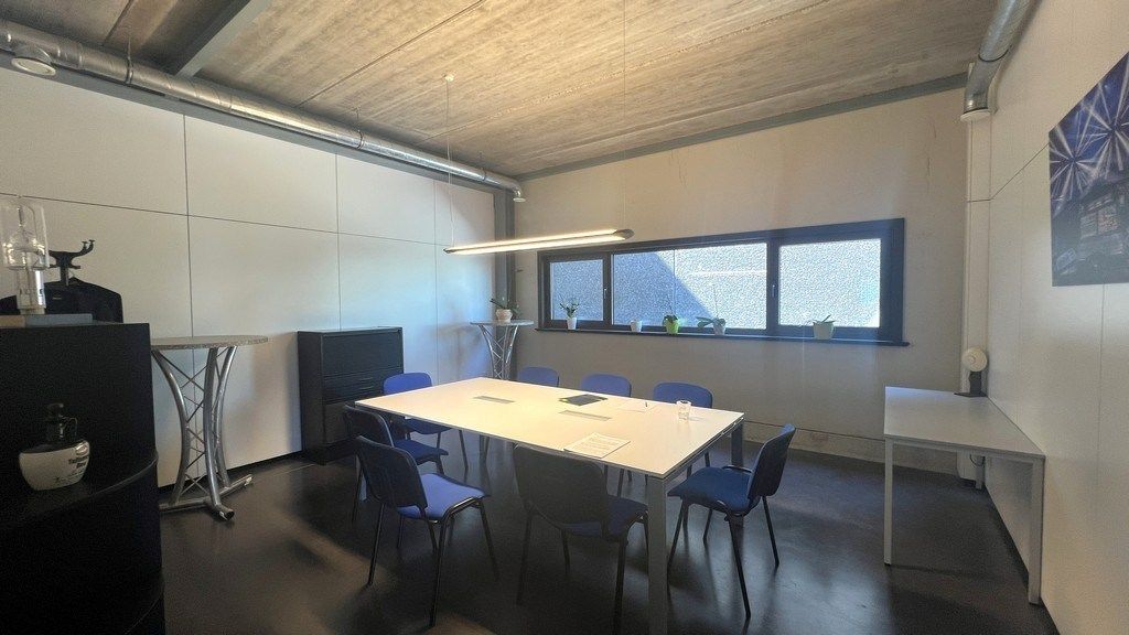 Bedrijfspand met appartement te koop nabij N47 in Lebbeke foto 13