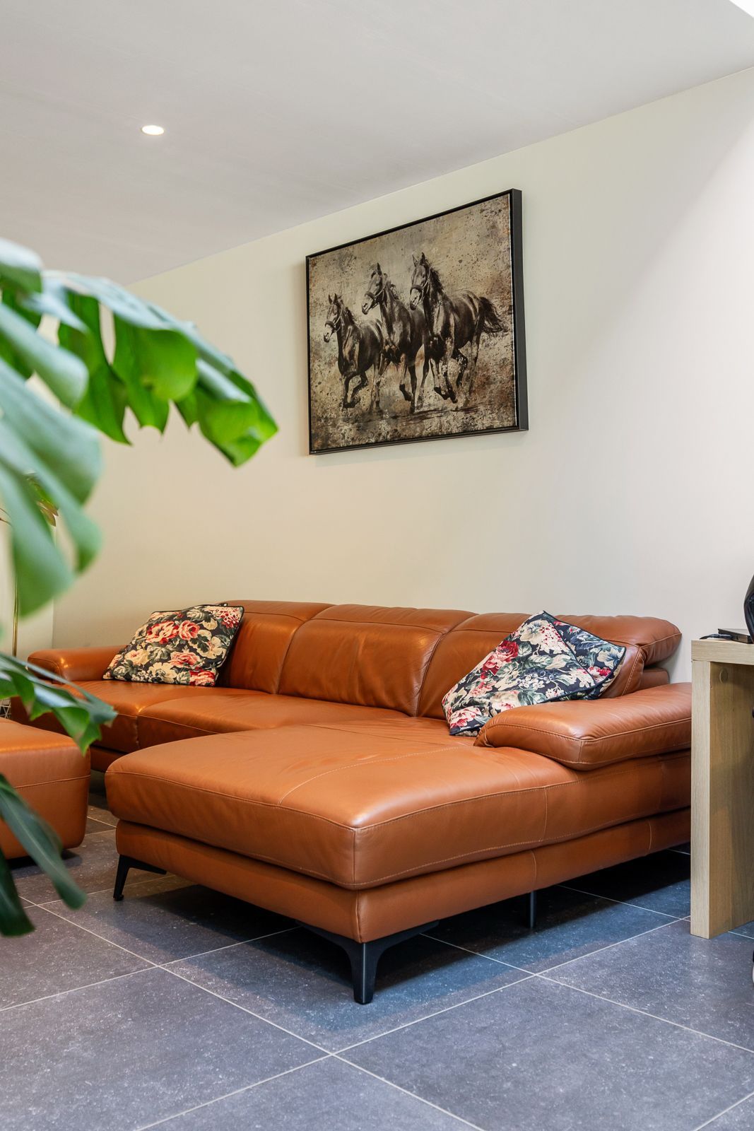 Instapklare woning met karakter, licht en ruimte in Hoevenen ! foto 4