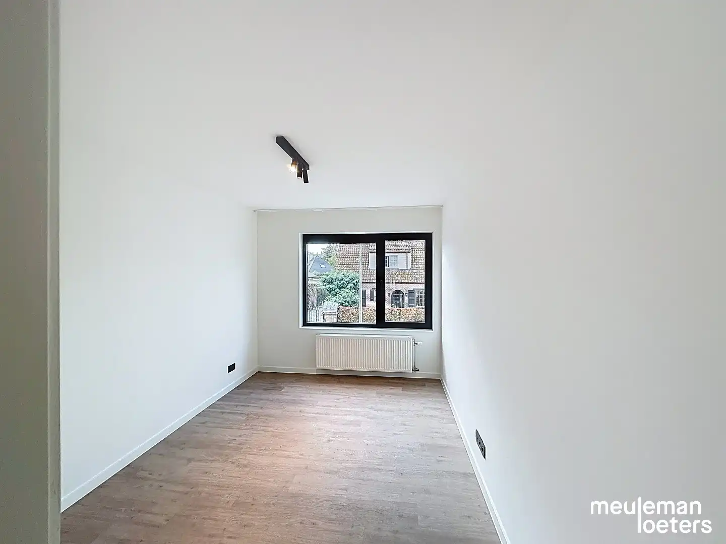 Prachtige rijwoning met 3 slaapkamers foto 10