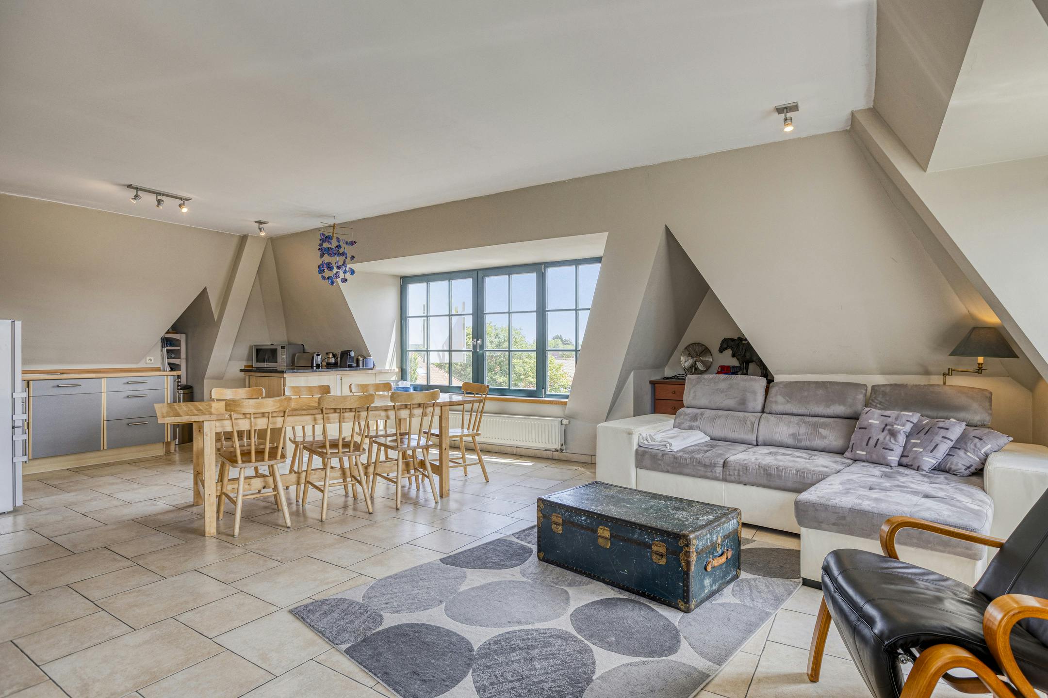 Penthouse met 3 slaapkamers en terras in centrum Koksijde foto 4