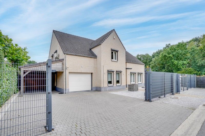 VILLA MET 5 SLPKS TE KOOP IN MAASMECHELEN foto 17