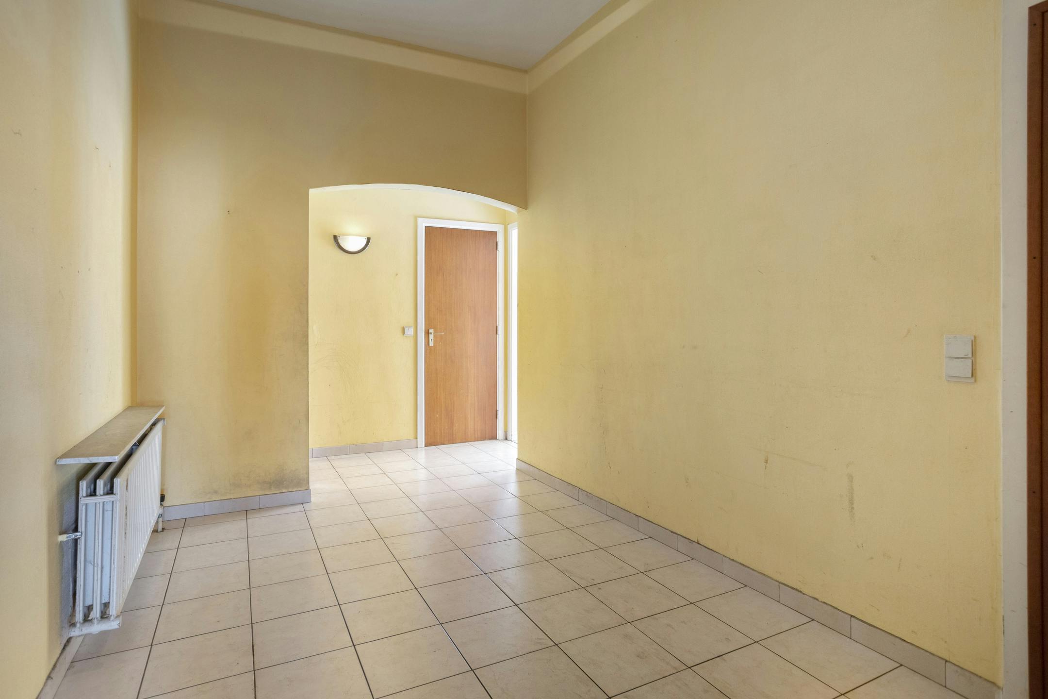 Gelijkvloers appartement met 1 slaapkamer en tuin te koop in Wilrijk foto 4