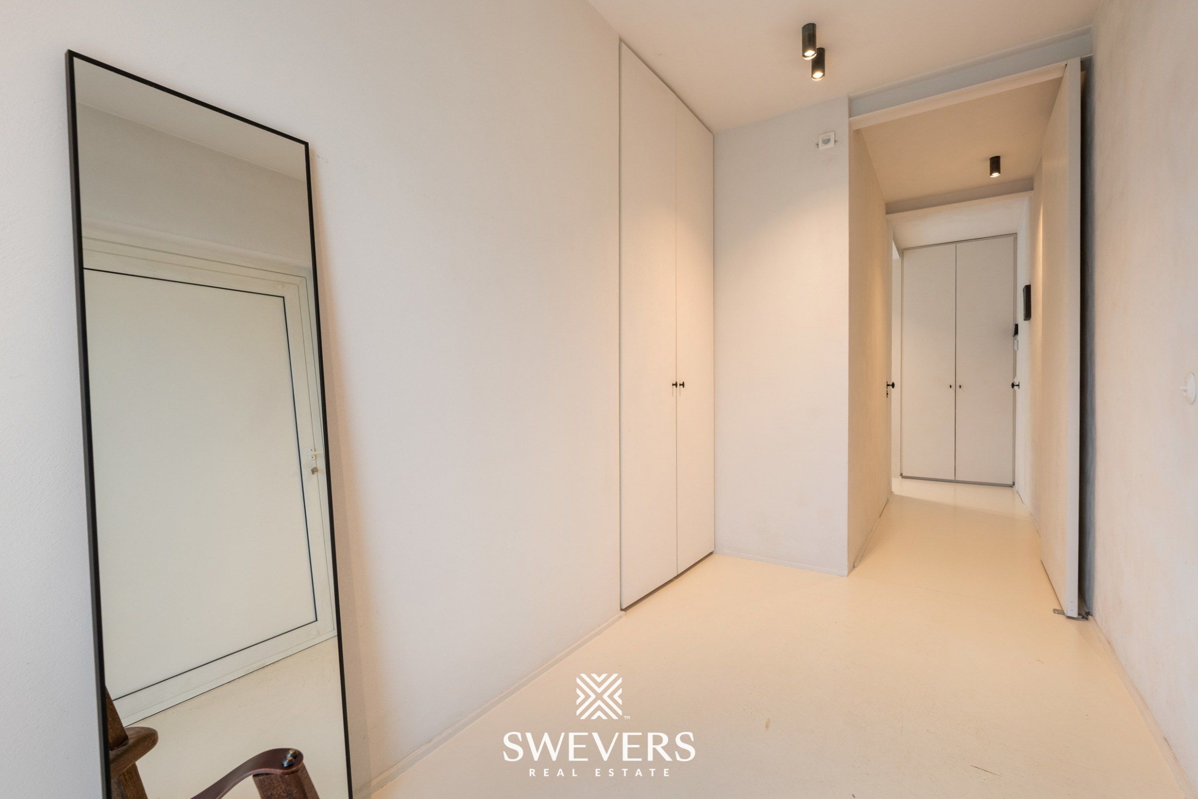 Uitzonderlijk gerenoveerde woning op 9a15 in het rustige Mol-Wezel foto 32