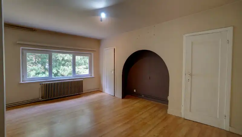 Te renoveren charmant landhuis van 235m² + dubbele garage op 15 are foto 12