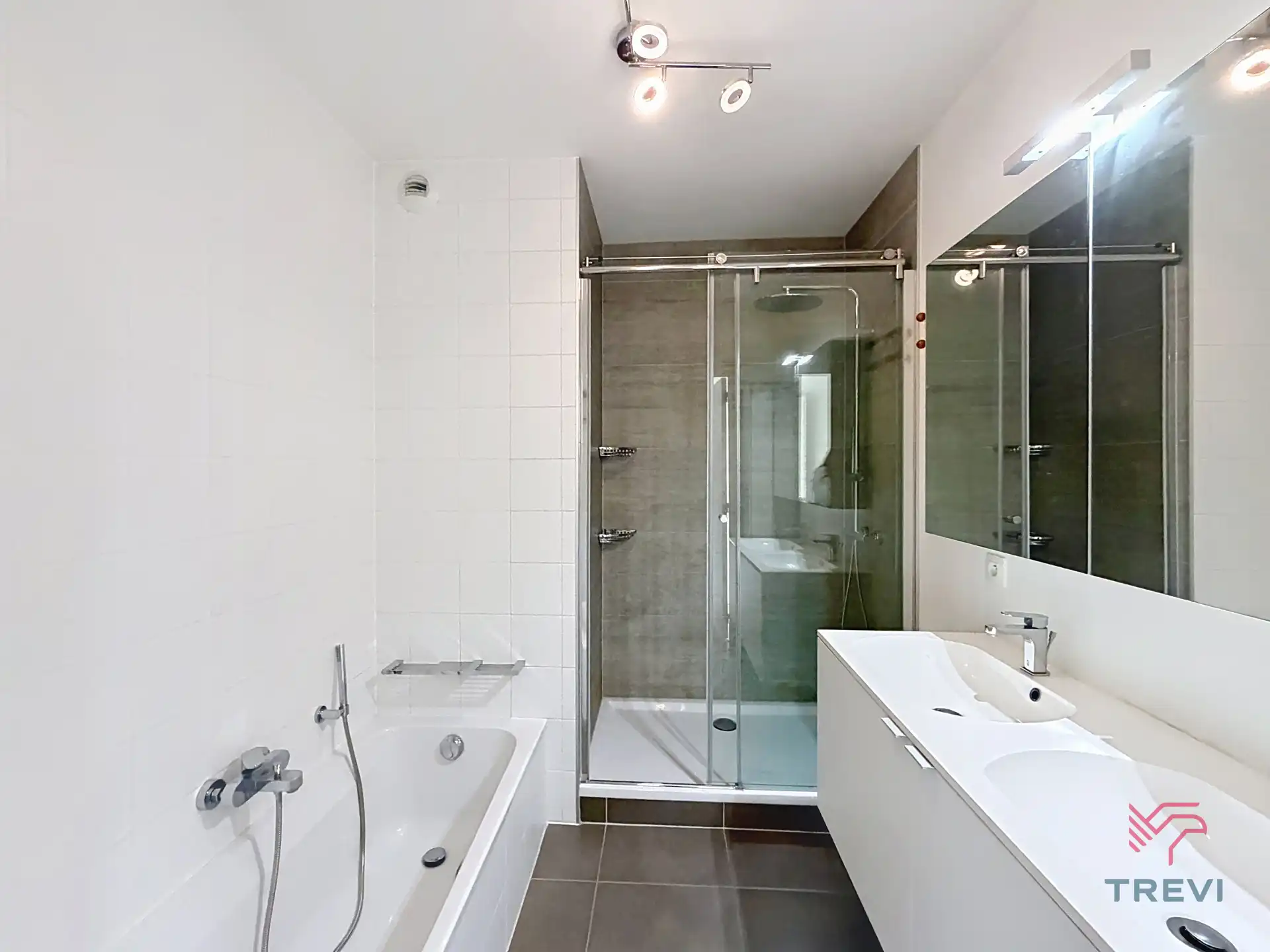 Penthouse met 2 slaapkamers + groot terras foto 6