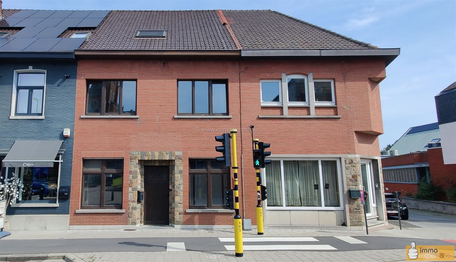 BEERSEL: Zeer ruime woning met garage, pal in het centrum foto 1