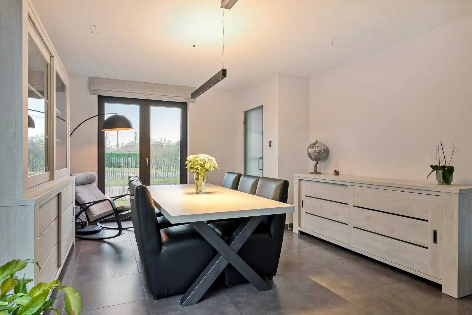 Villa met 3 slaapkamers, bureau, garage en afgesloten tuin in Sleidinge foto 3