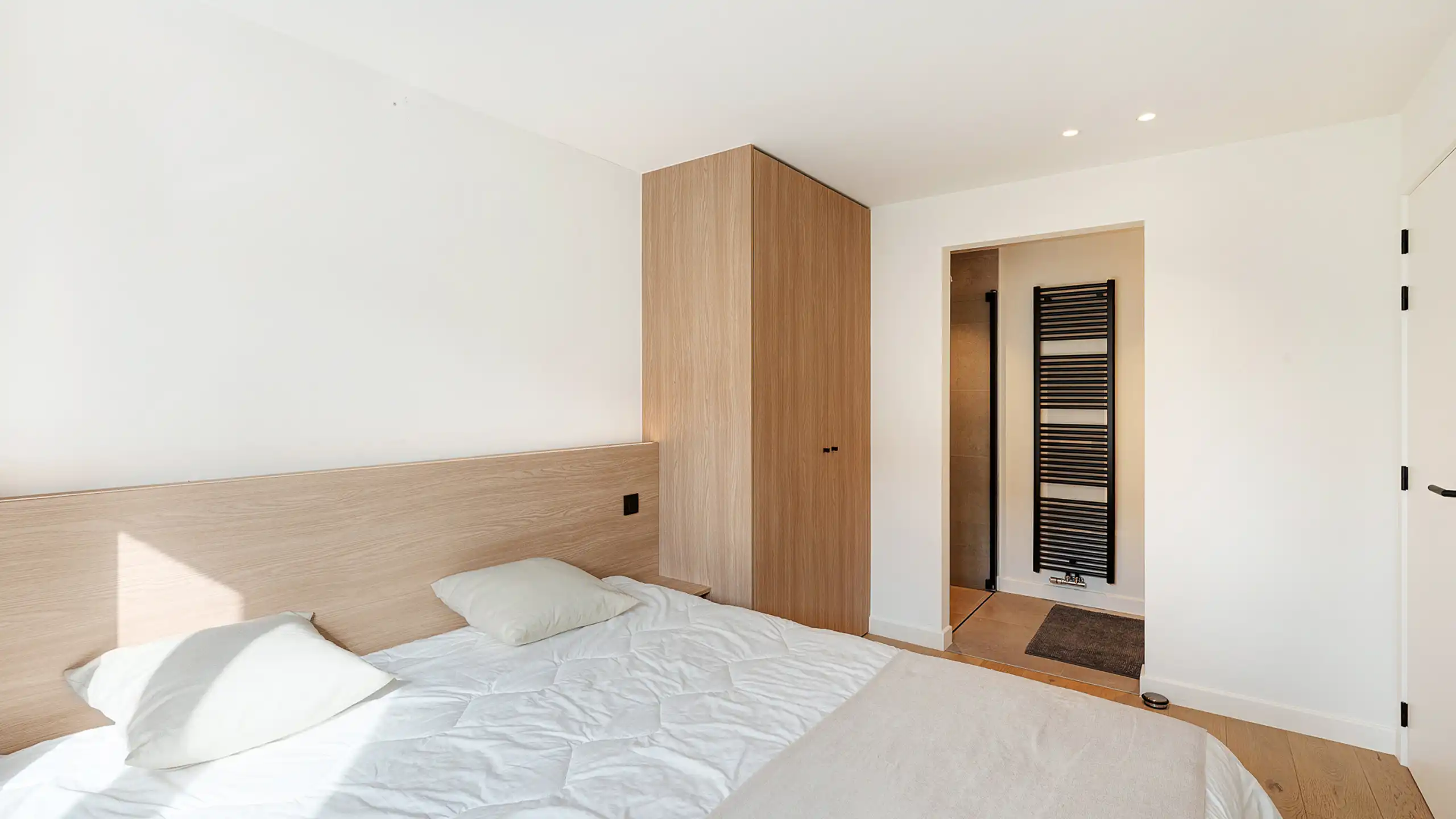 Uitzonderlijk ruim en lichtrijk wonen in het hart van Knokke foto 26
